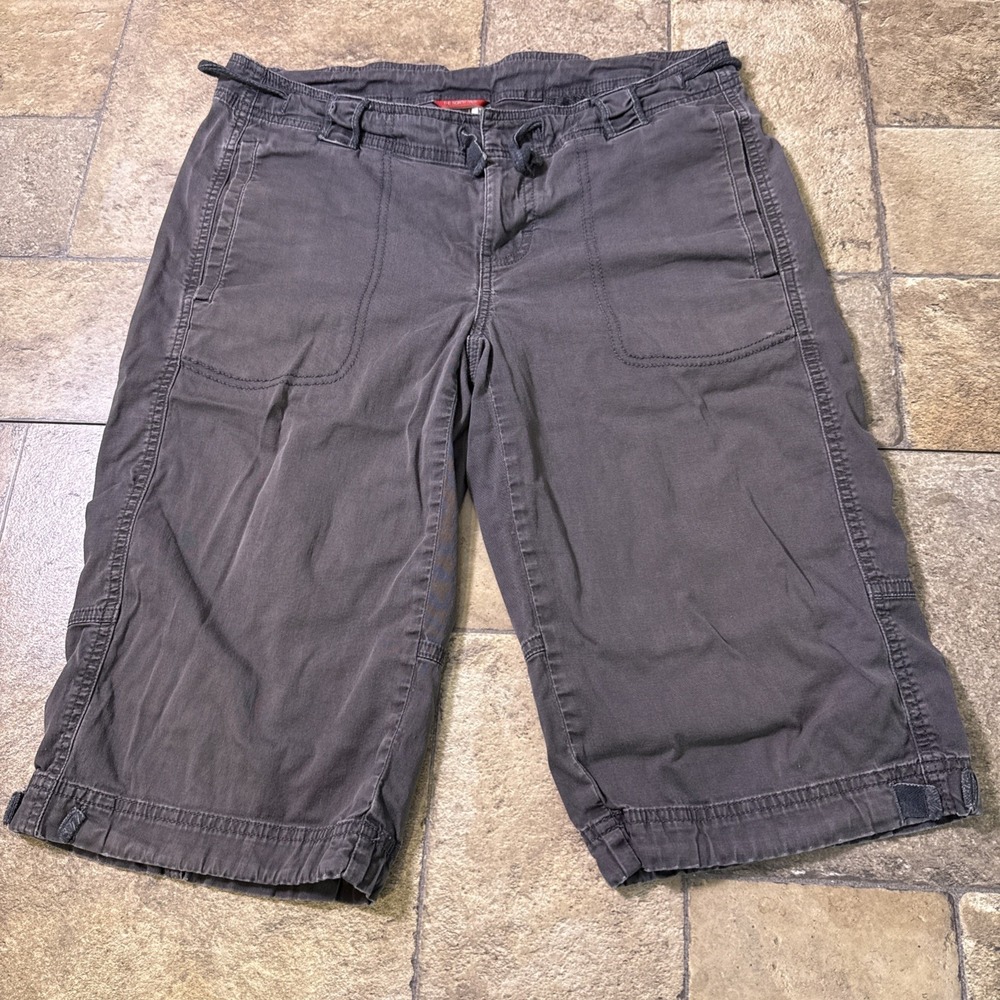 North Face Womens Size 6 Gray Capri Pants Hiking Cargo Cropped Utility